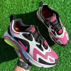 Nike Air Max 200 Black / Hyper Pink